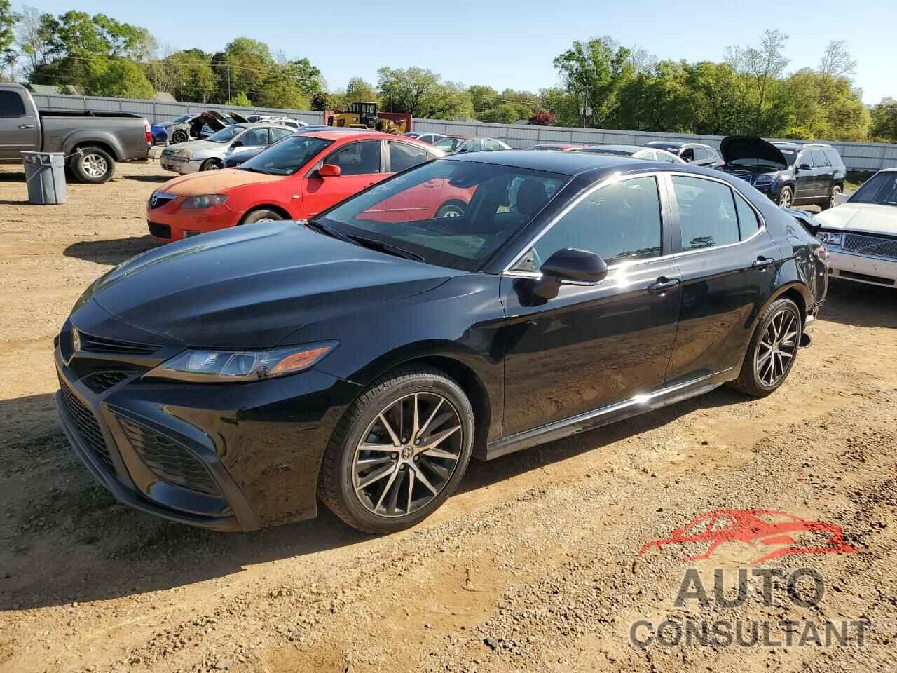 TOYOTA CAMRY 2022 - 4T1G11AKXNU715008