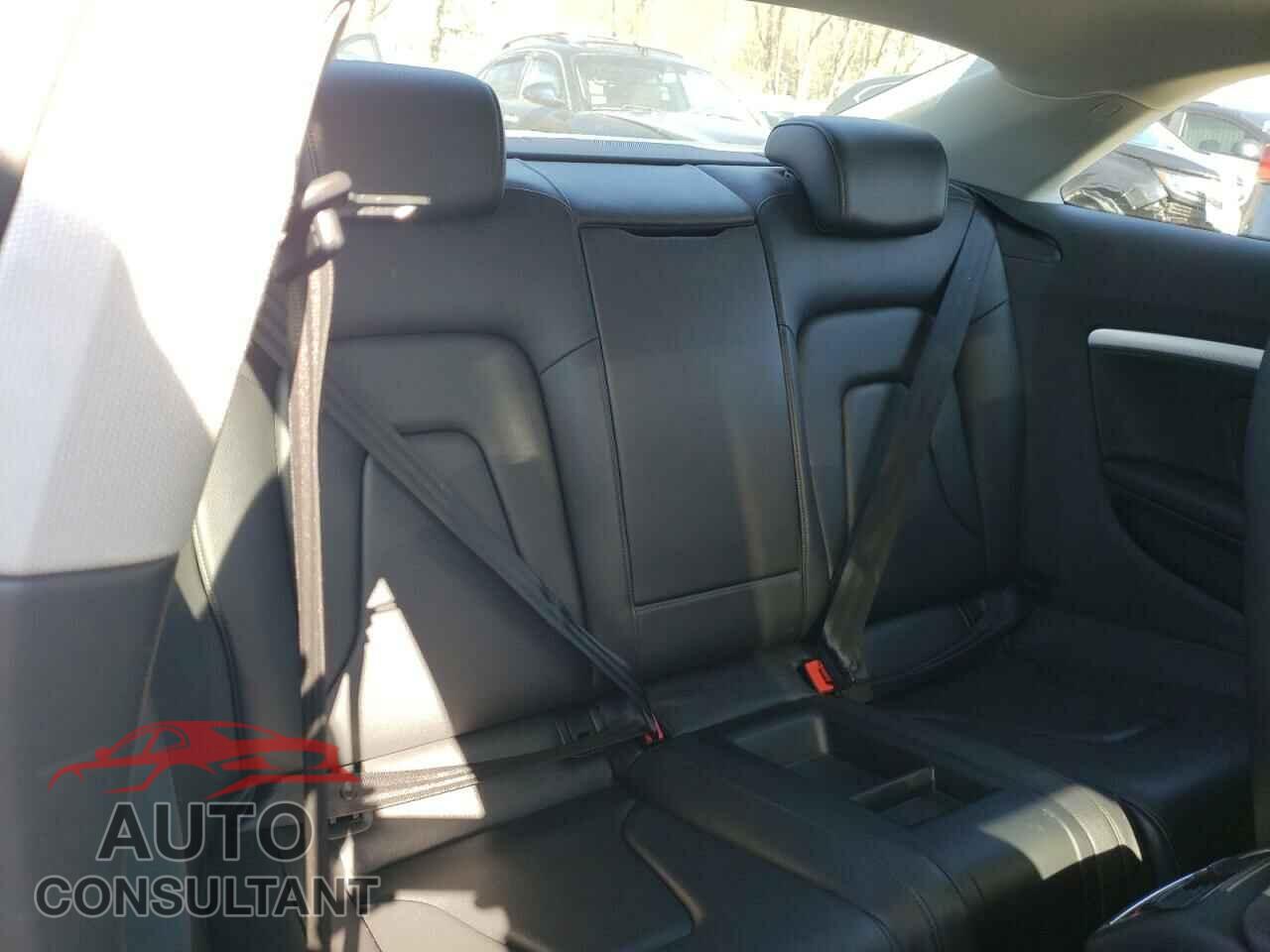 AUDI A5 2012 - WAULFAFR2CA045623