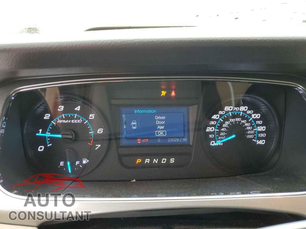 FORD TAURUS 2018 - 1FAHP2E85JG130847