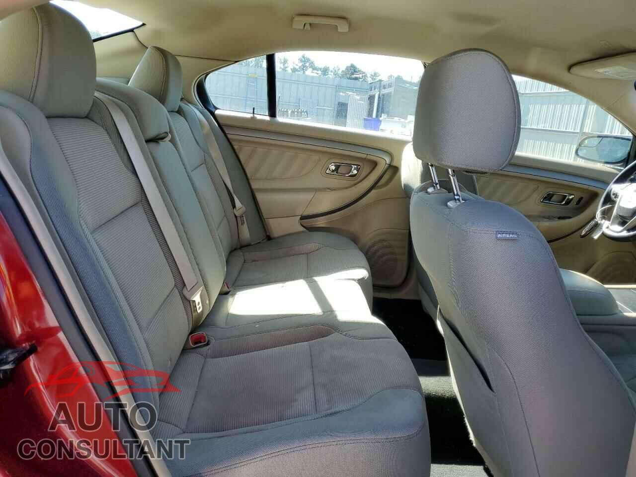 FORD TAURUS 2016 - 1FAHP2E82GG107549