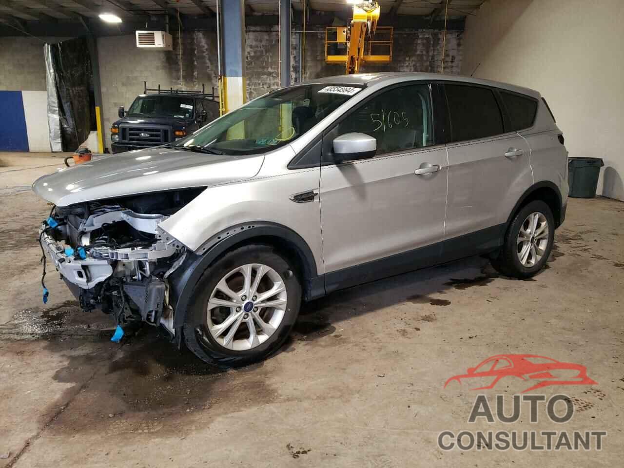 FORD ESCAPE 2017 - 1FMCU0GD0HUB35098