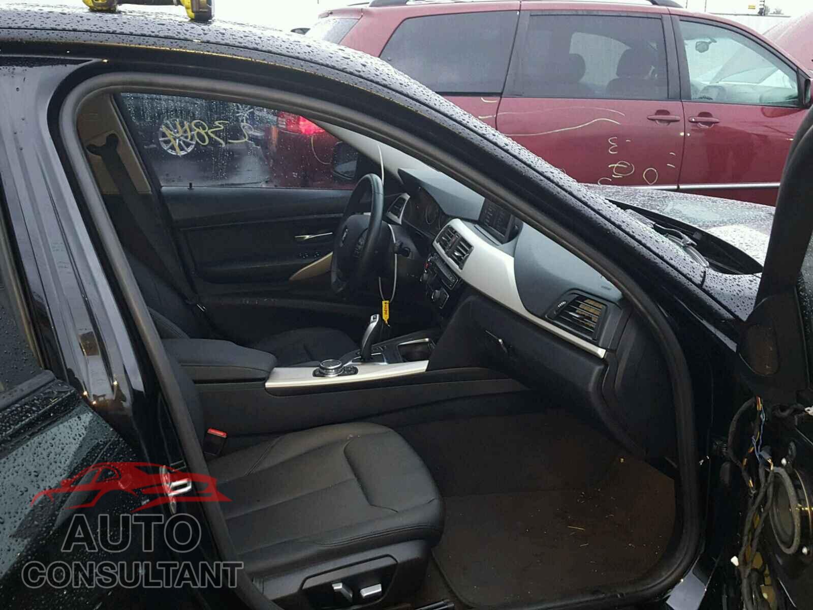 BMW 3 SERIES 2016 - WBA8E1G5XGNU11895