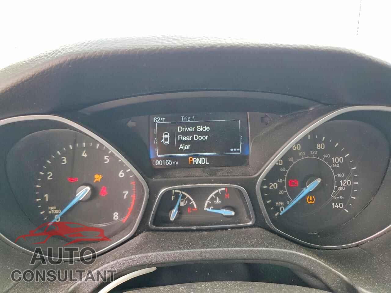 FORD FOCUS 2017 - 1FADP3K21HL324748