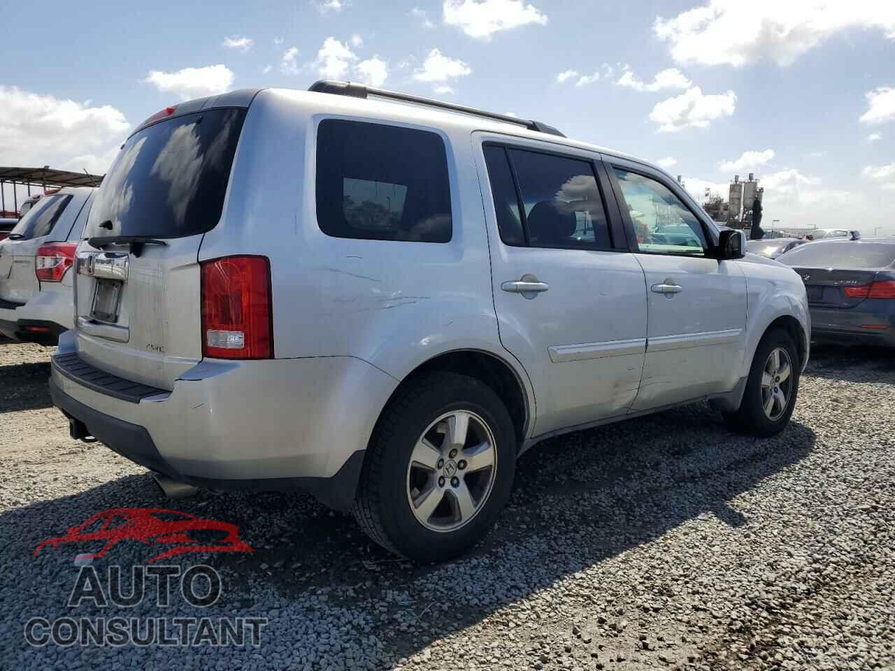 HONDA PILOT 2009 - 5FNYF48659B013679