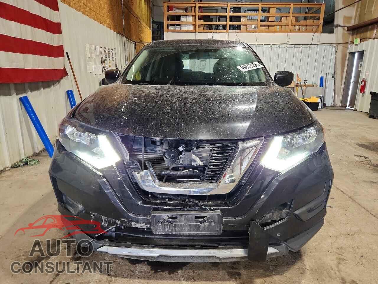 NISSAN ROGUE 2017 - KNMAT2MV8HP574006