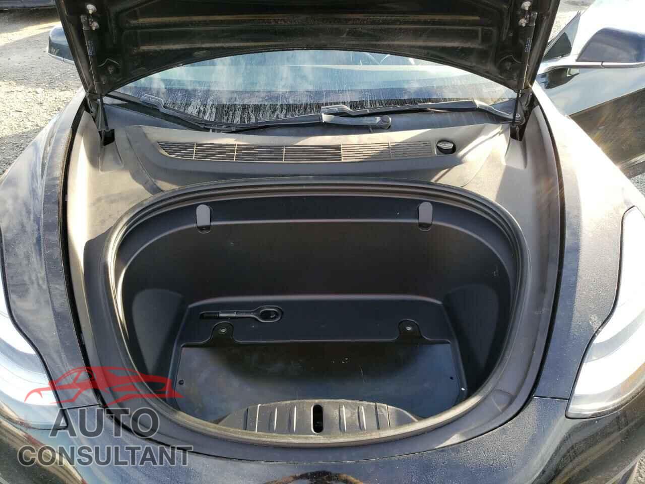 TESLA MODEL 3 2019 - 5YJ3E1EA7KF297150