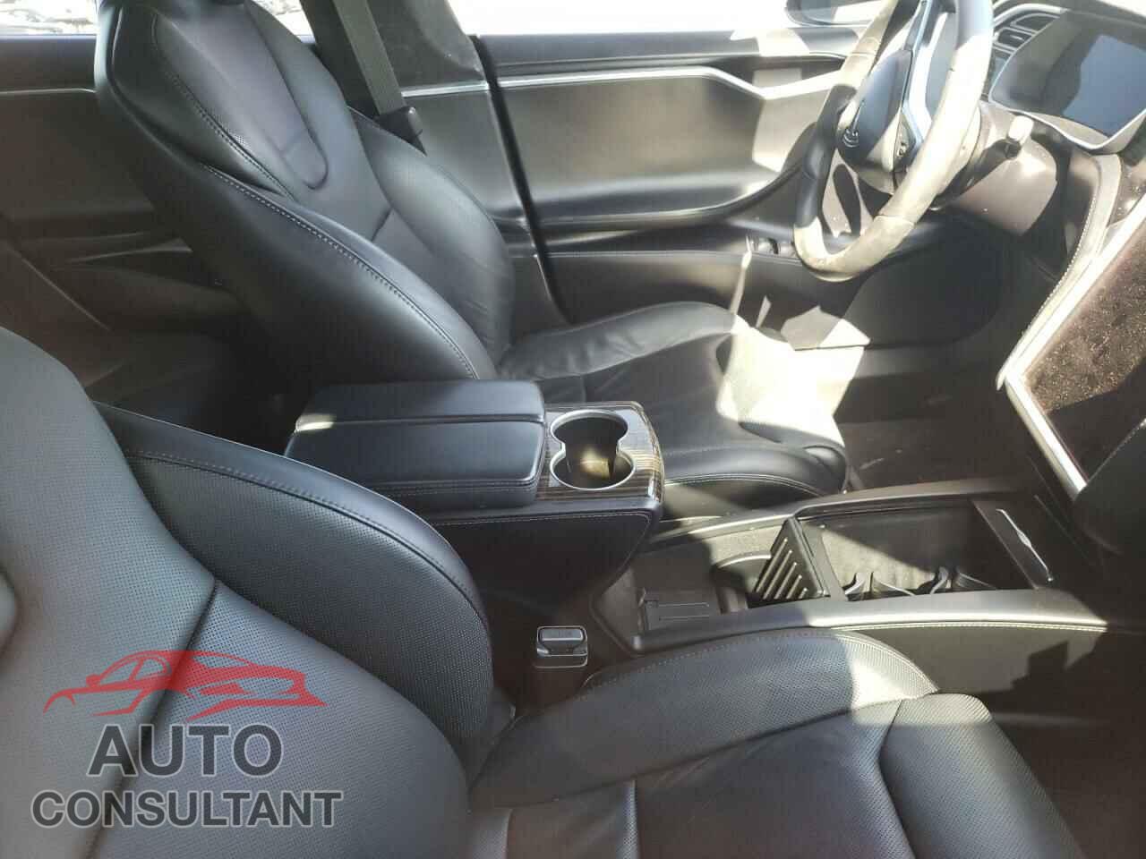 TESLA MODEL S 2016 - 5YJSA1E4XGF159904