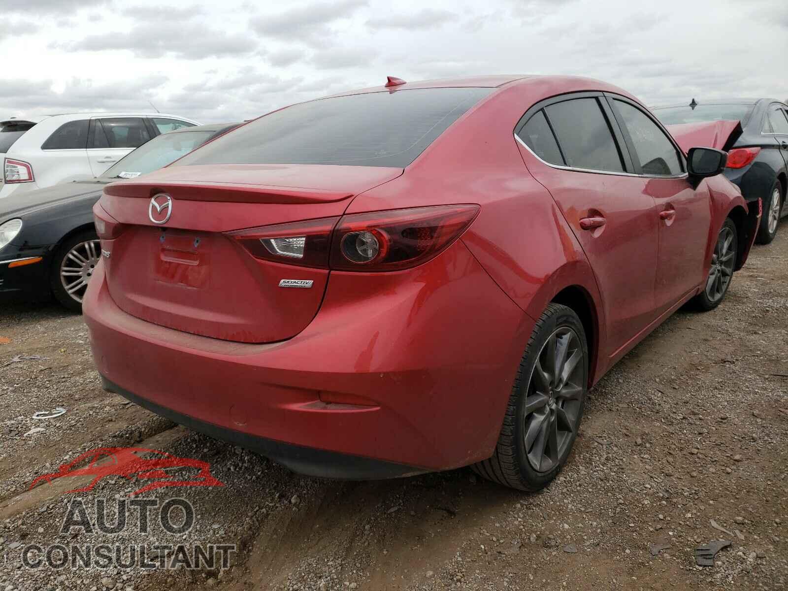 MAZDA 3 2018 - 3MZBN1W30JM186264