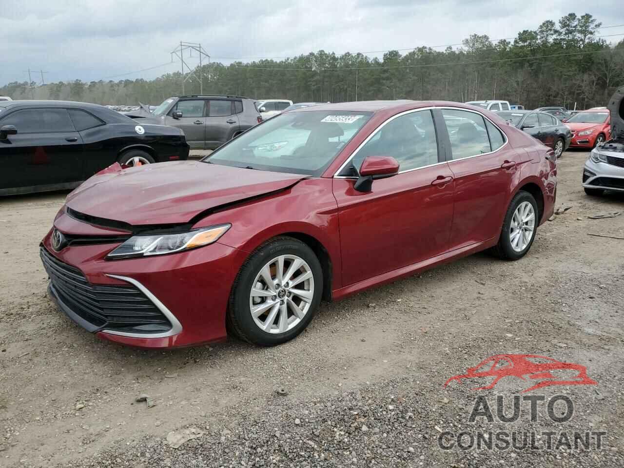 TOYOTA CAMRY 2021 - 4T1C11AK5MU573891