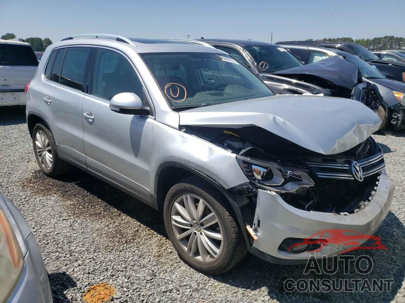 VOLKSWAGEN TIGUAN 2016 - WVGAV7AX4GW510462