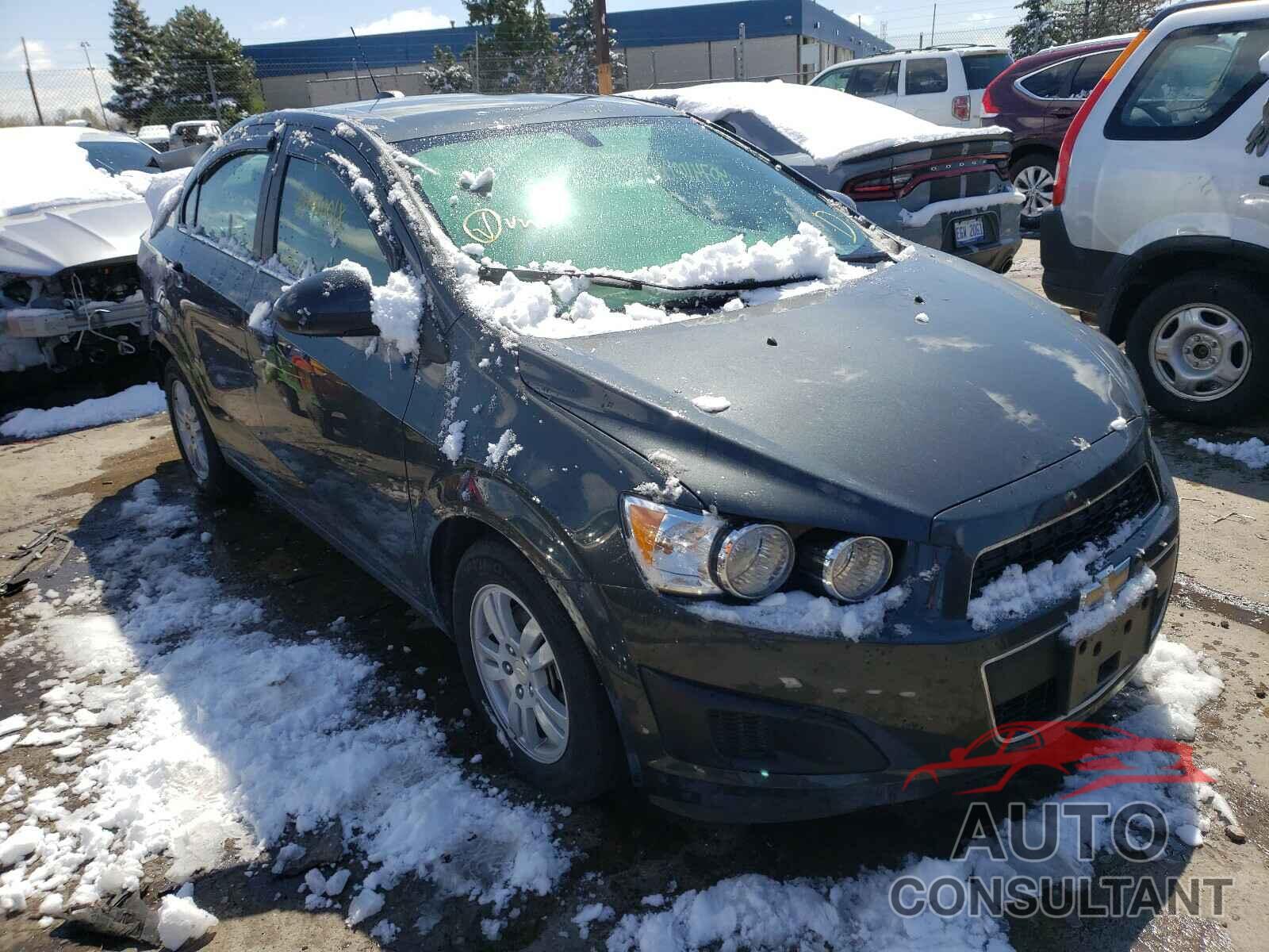 CHEVROLET SONIC 2016 - 1G1JC5SH0G4145305