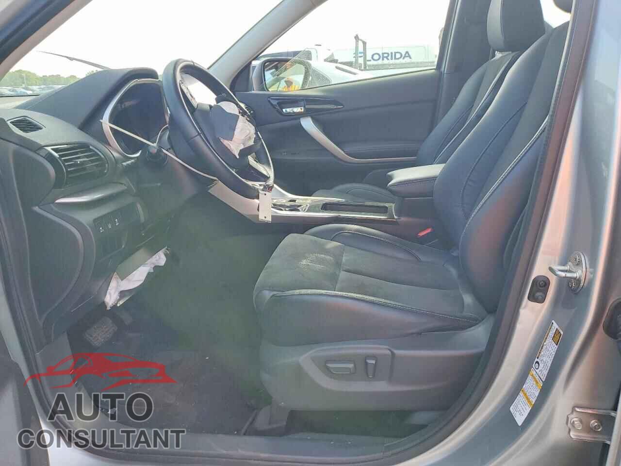 MITSUBISHI ECLIPSE 2023 - JA4ATWAA9PZ004313