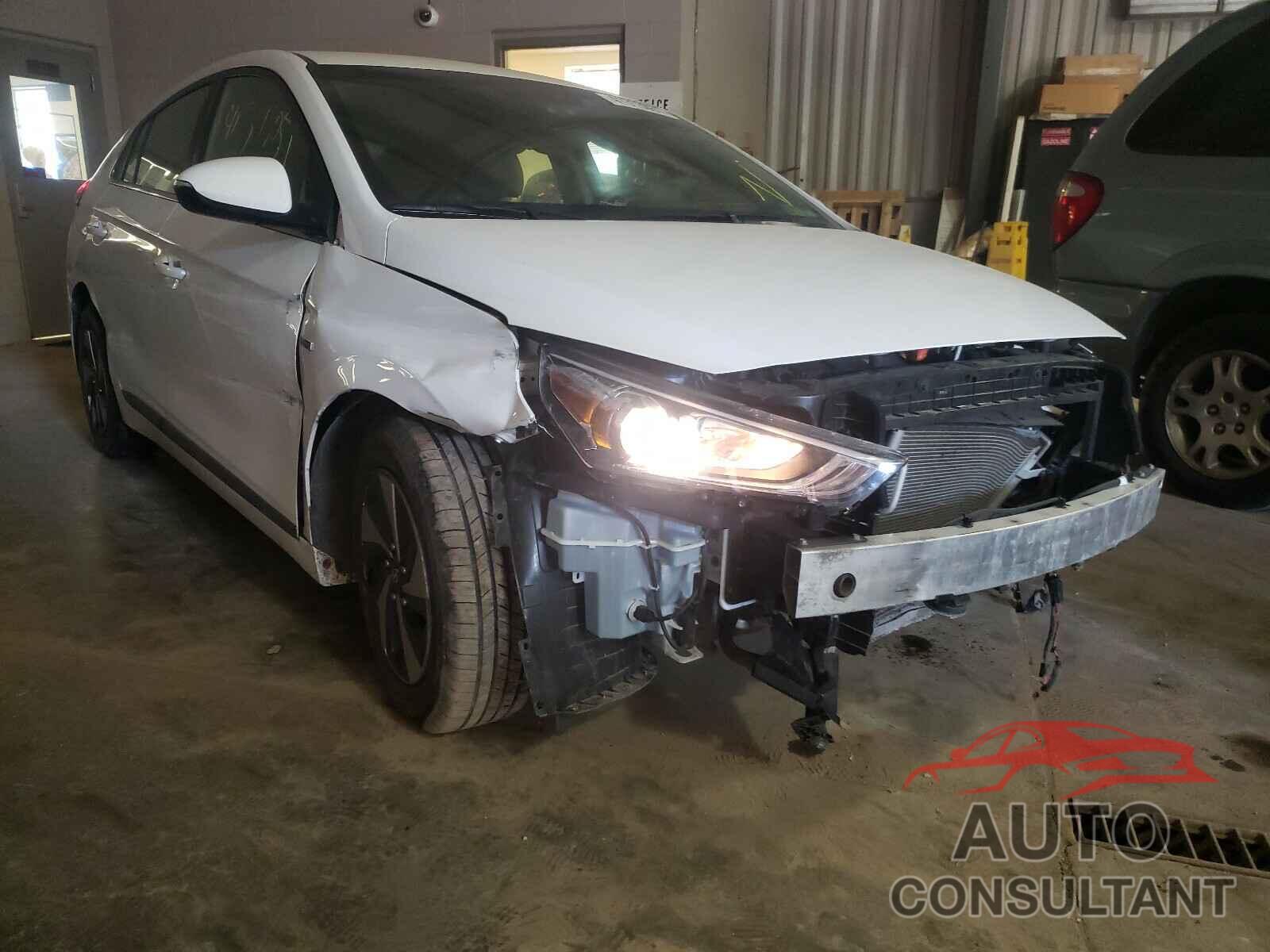 HYUNDAI IONIQ 2018 - KMHC75LC8JU090516