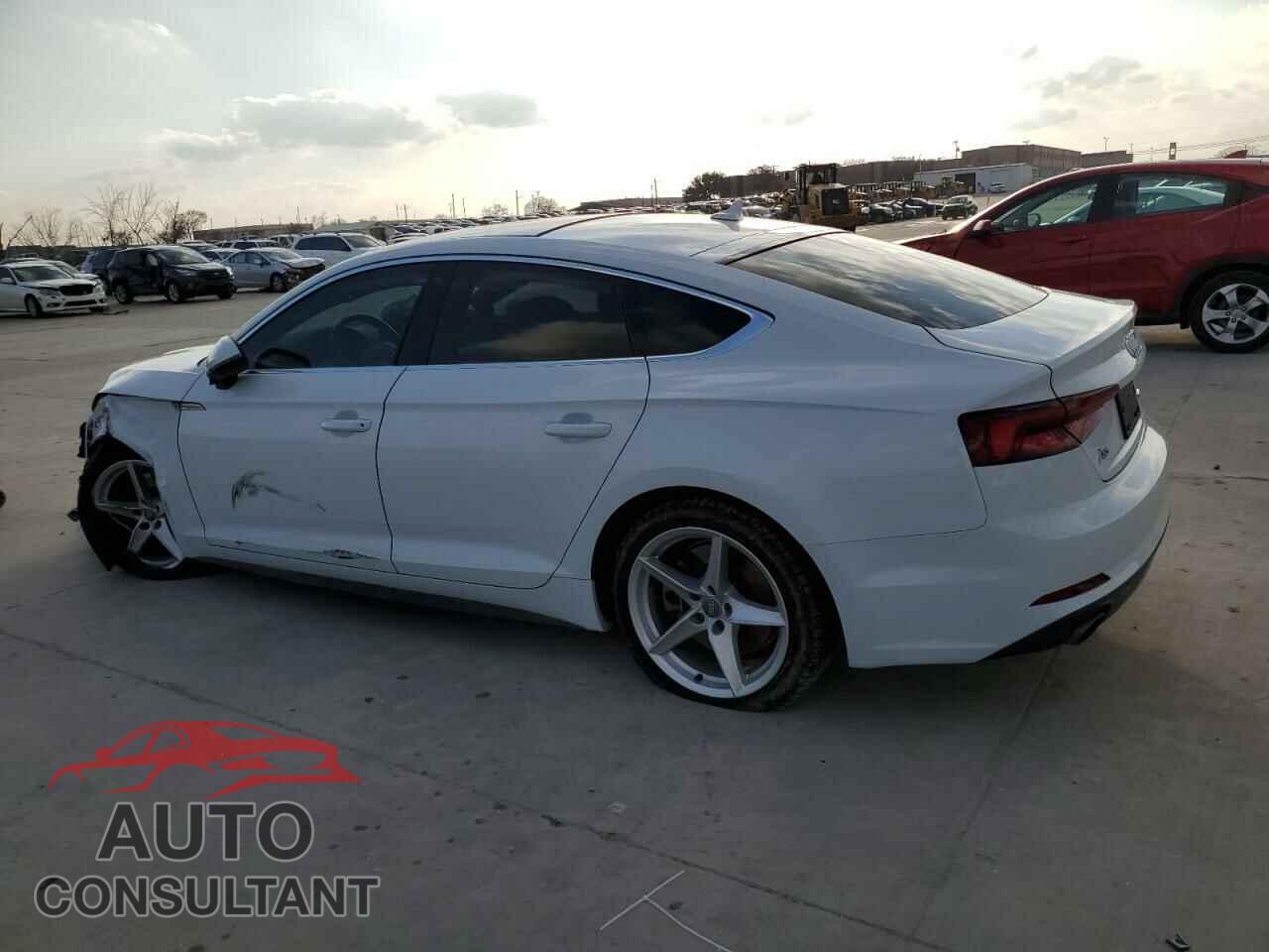 AUDI A5 2019 - WAUDNCF57KA025883