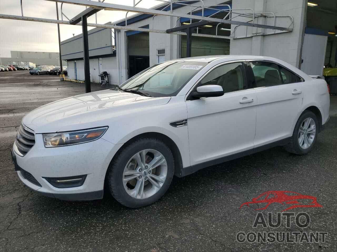 FORD TAURUS 2016 - 1FAHP2E82GG144732