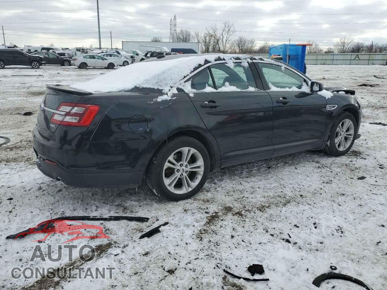 FORD TAURUS 2015 - 1FAHP2E88FG181069