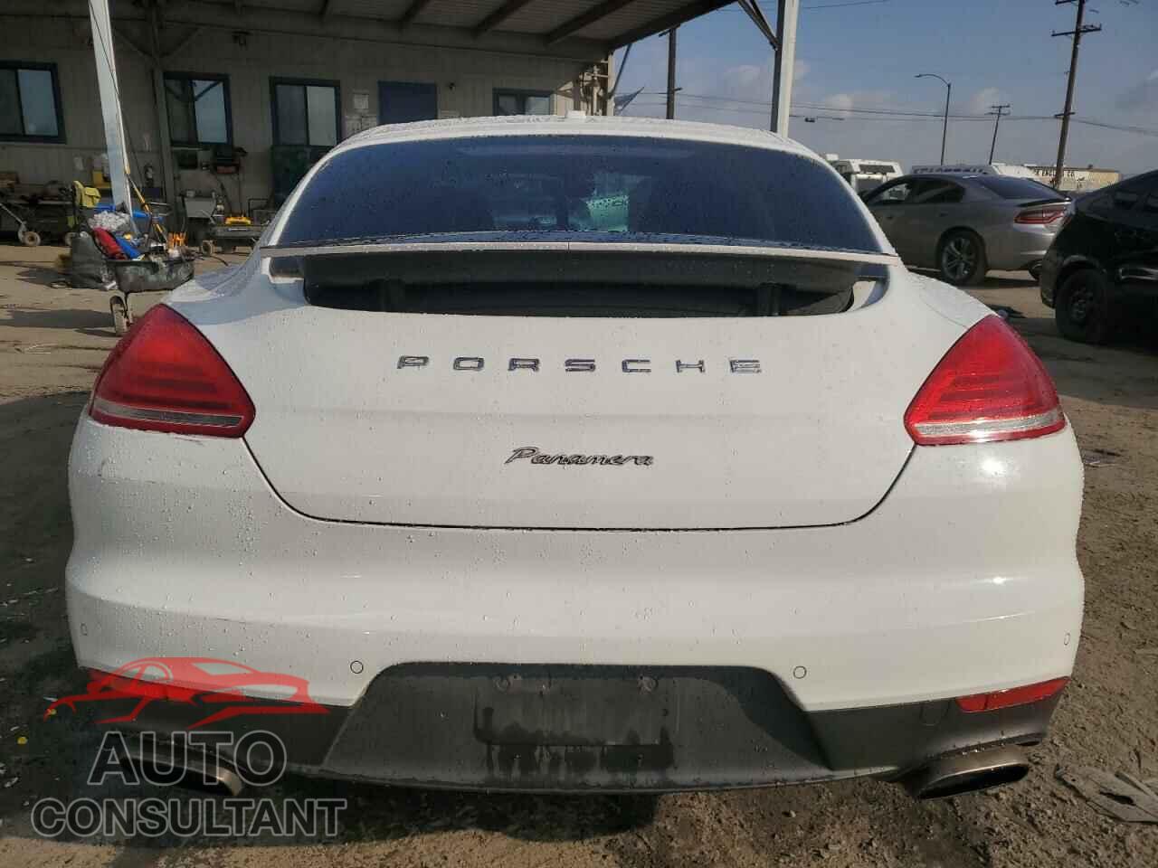 PORSCHE PANAMERA 2015 - WP0AA2A79FL006539