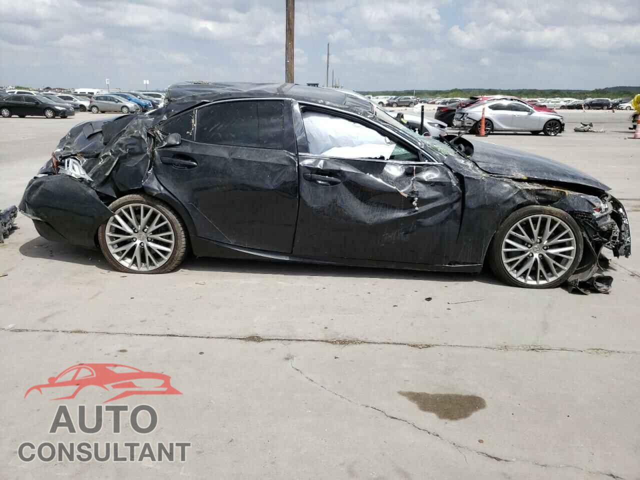 LEXUS IS 2017 - JTHBA1D24H5041879