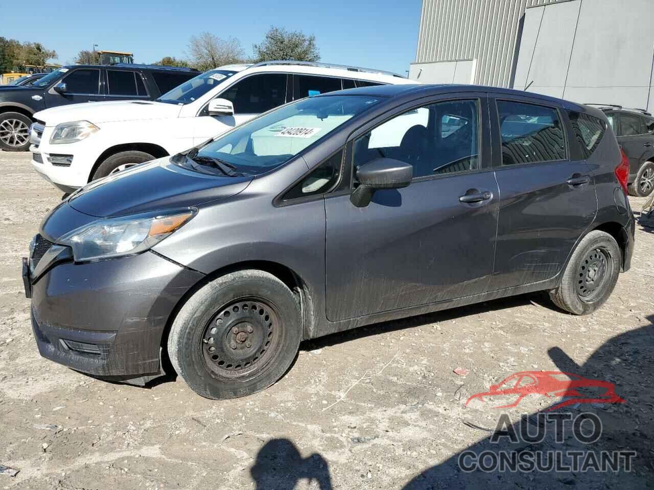 NISSAN VERSA 2018 - 3N1CE2CP9JL370809