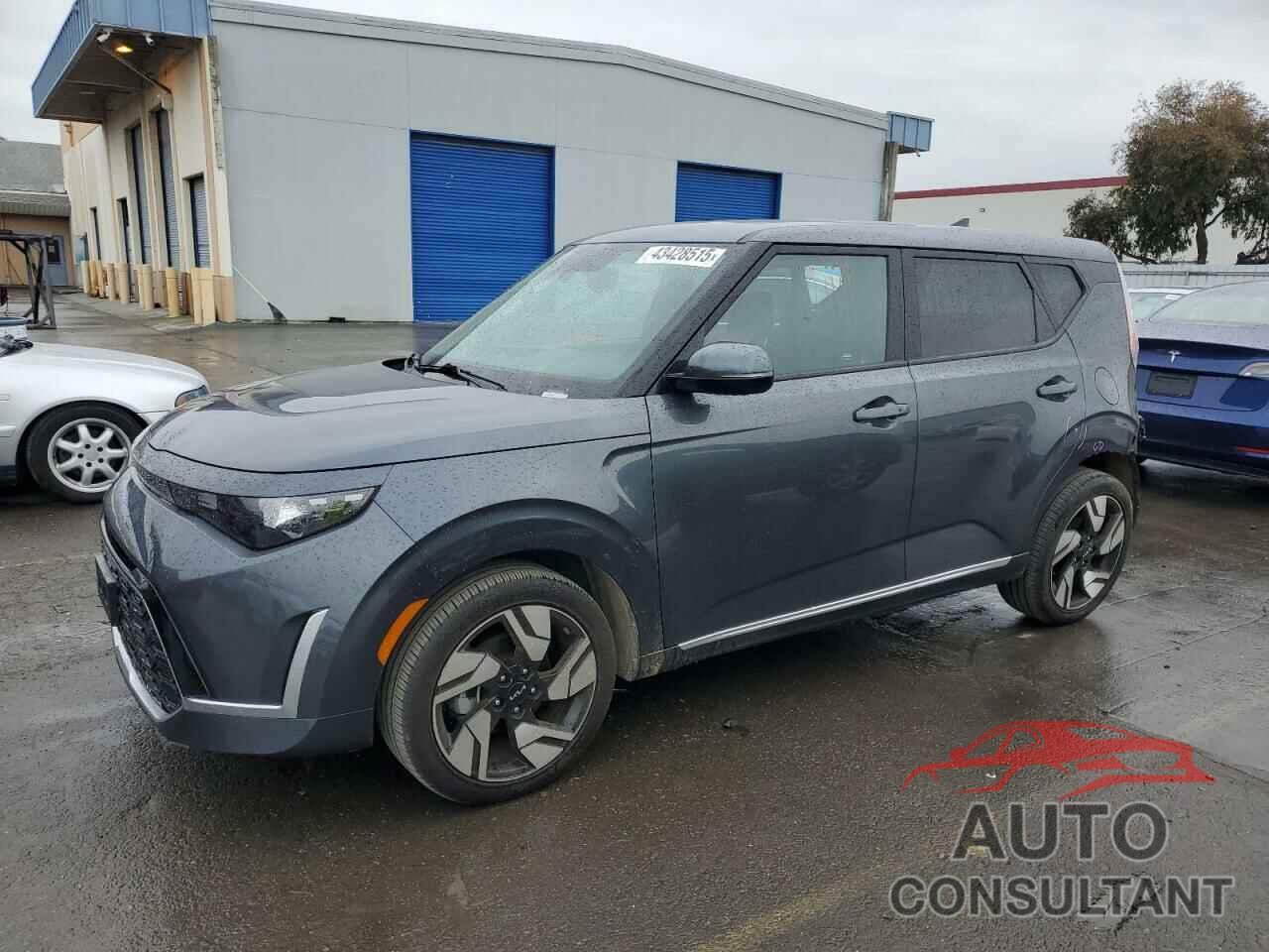 KIA SOUL 2023 - KNDJ53AU4P7890013
