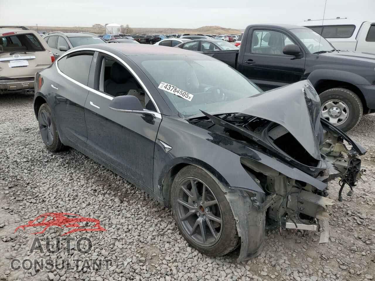 TESLA MODEL 3 2018 - 5YJ3E1EB9JF093053