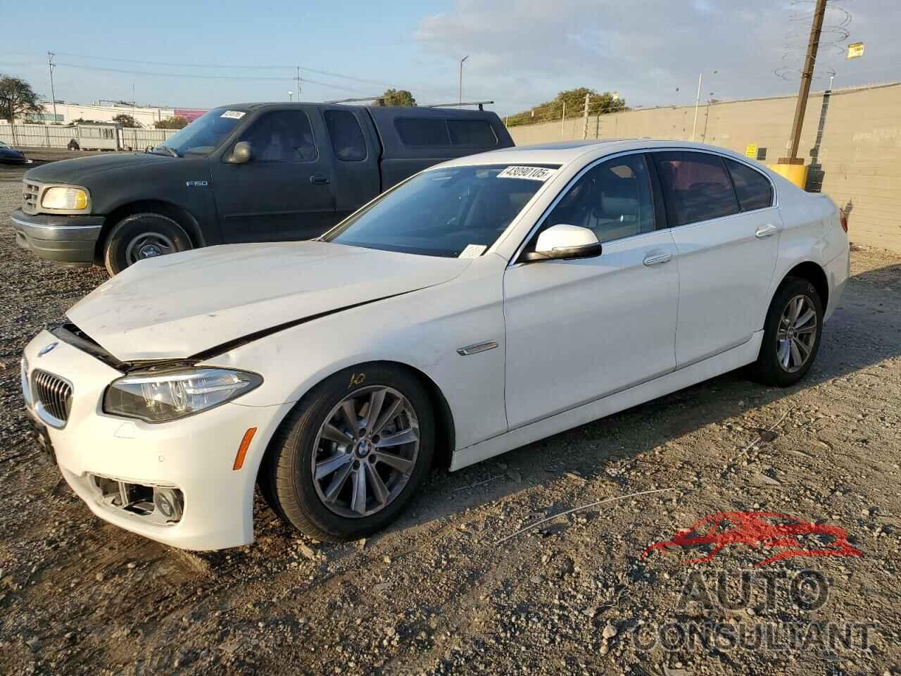 BMW 5 SERIES 2016 - WBA5A5C52GD525732