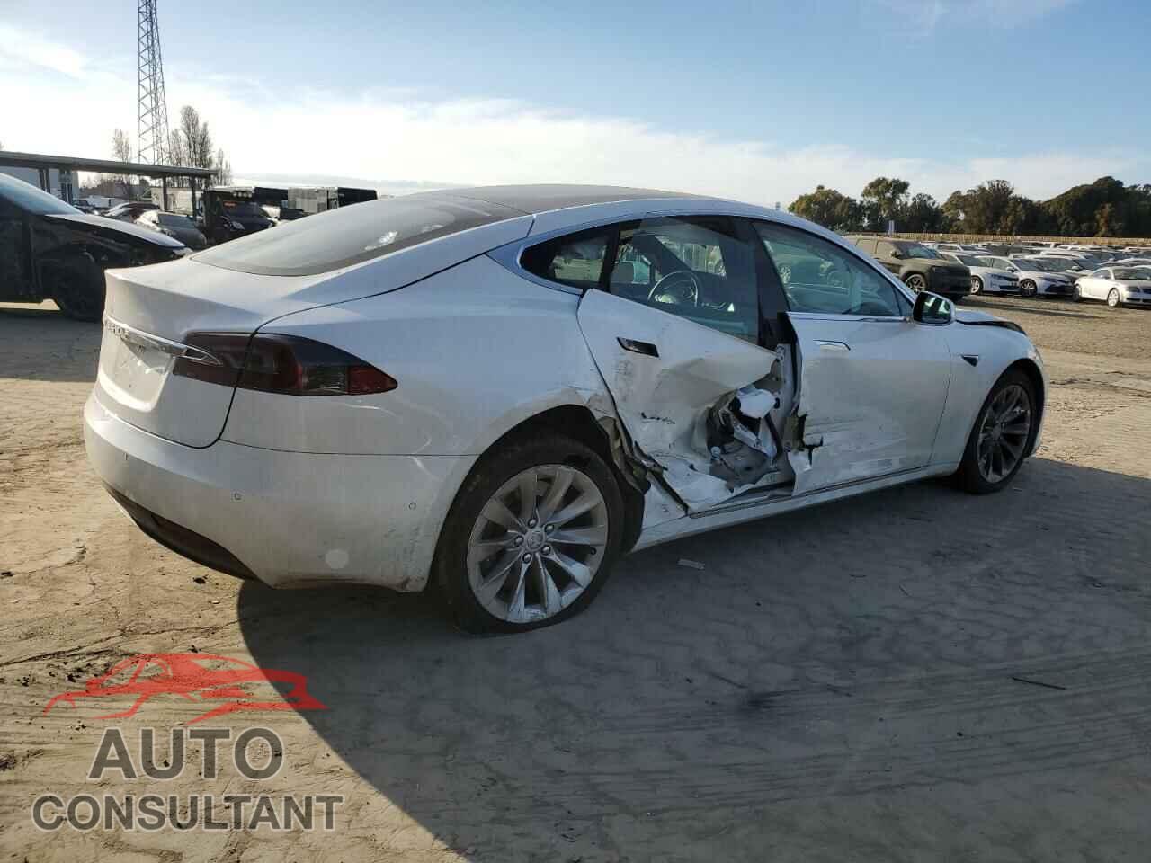 TESLA MODEL S 2017 - 5YJSA1E23HF234197