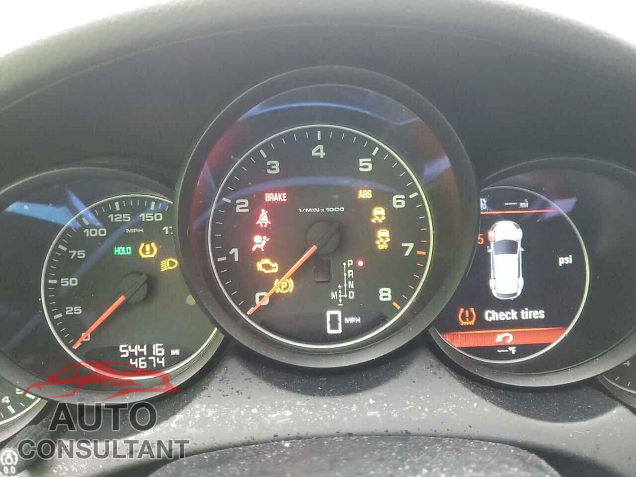 PORSCHE CAYENNE 2016 - WP1AA2A21GLA04837
