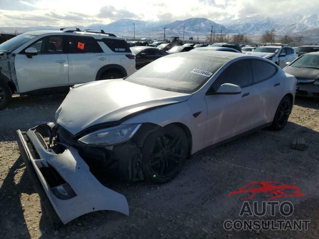 TESLA MODEL S 2015 - 5YJSA1H27FF083891