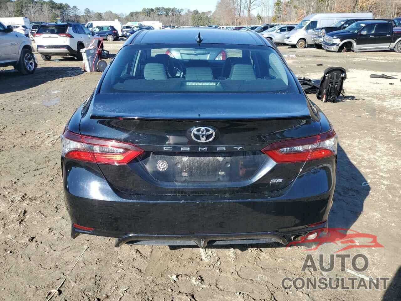 TOYOTA CAMRY 2021 - 4T1G11AK3MU524254