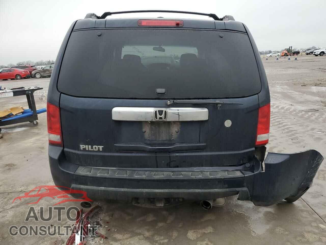 HONDA PILOT 2011 - 5FNYF3H46BB010952