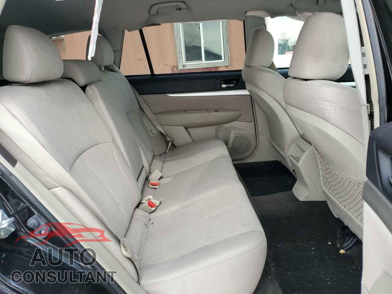 SUBARU OUTBACK 2013 - 4S4BRBCC7D3283268