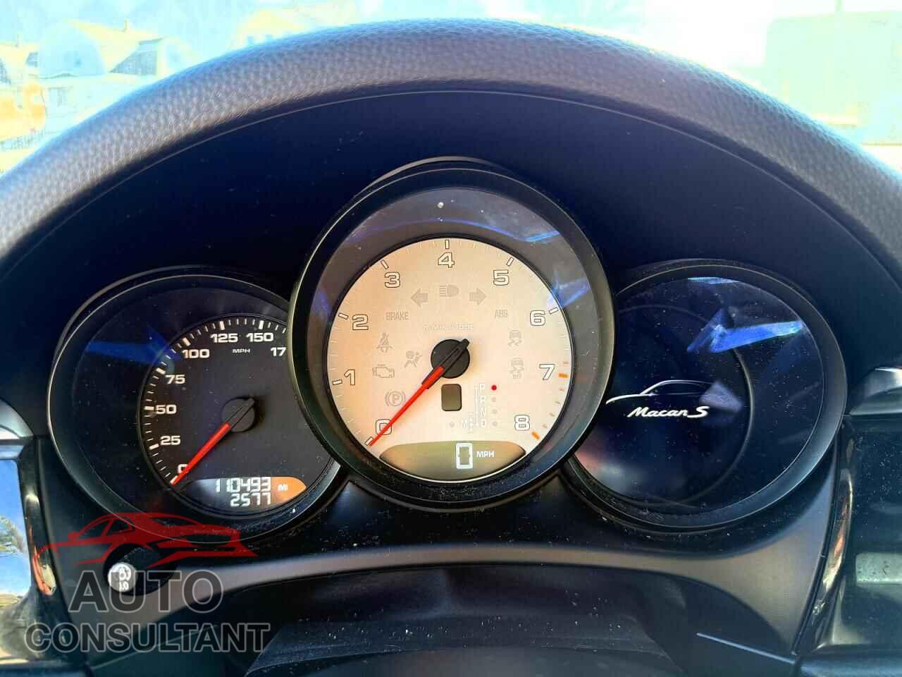 PORSCHE MACAN 2015 - WP1AB2A55FLB51927