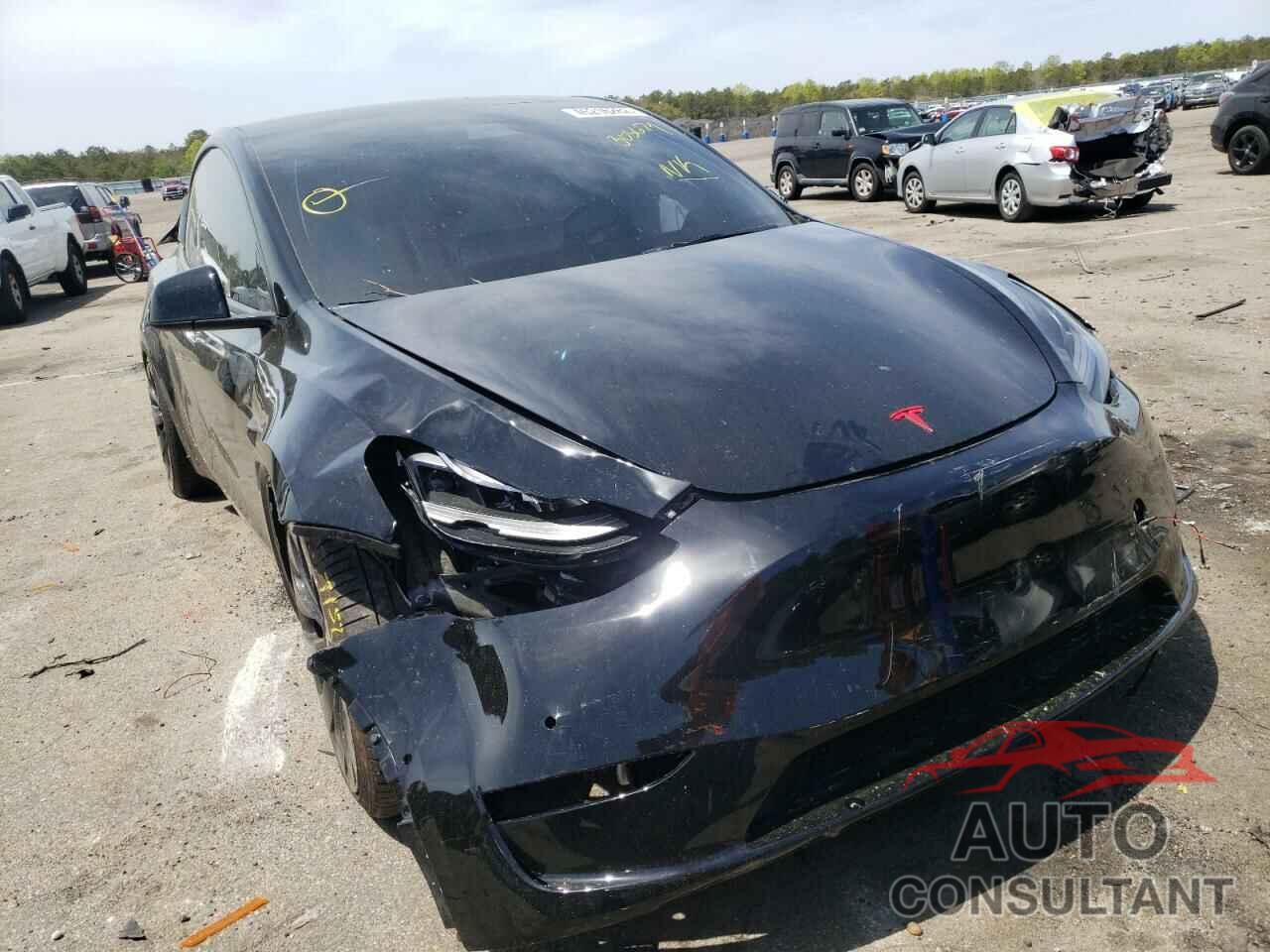 TESLA MODEL Y 2021 - 5YJYGDEF5MF305679