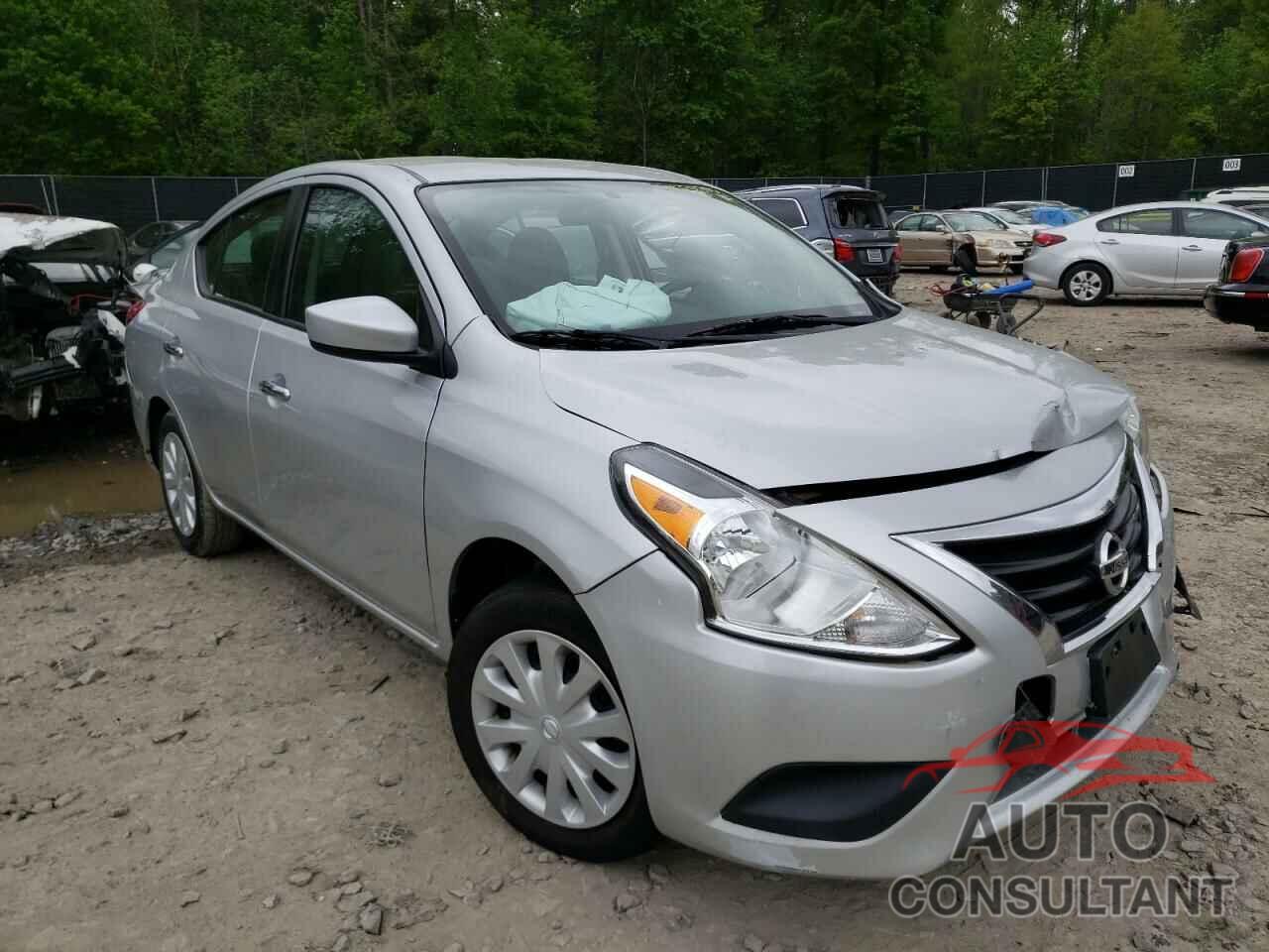 NISSAN VERSA 2019 - 3N1CN7AP6KL833913