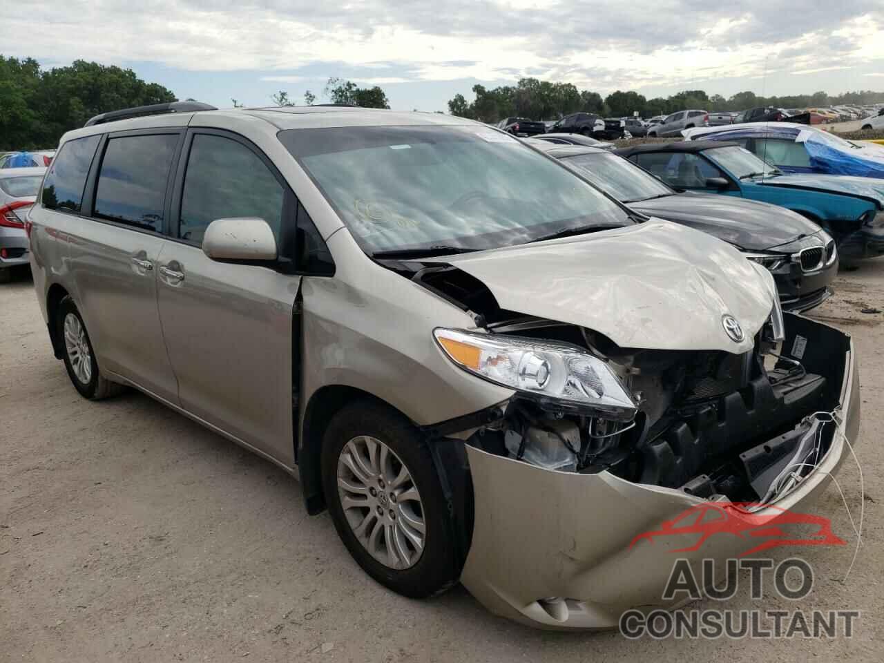 TOYOTA SIENNA 2016 - 5TDYK3DC5GS726754