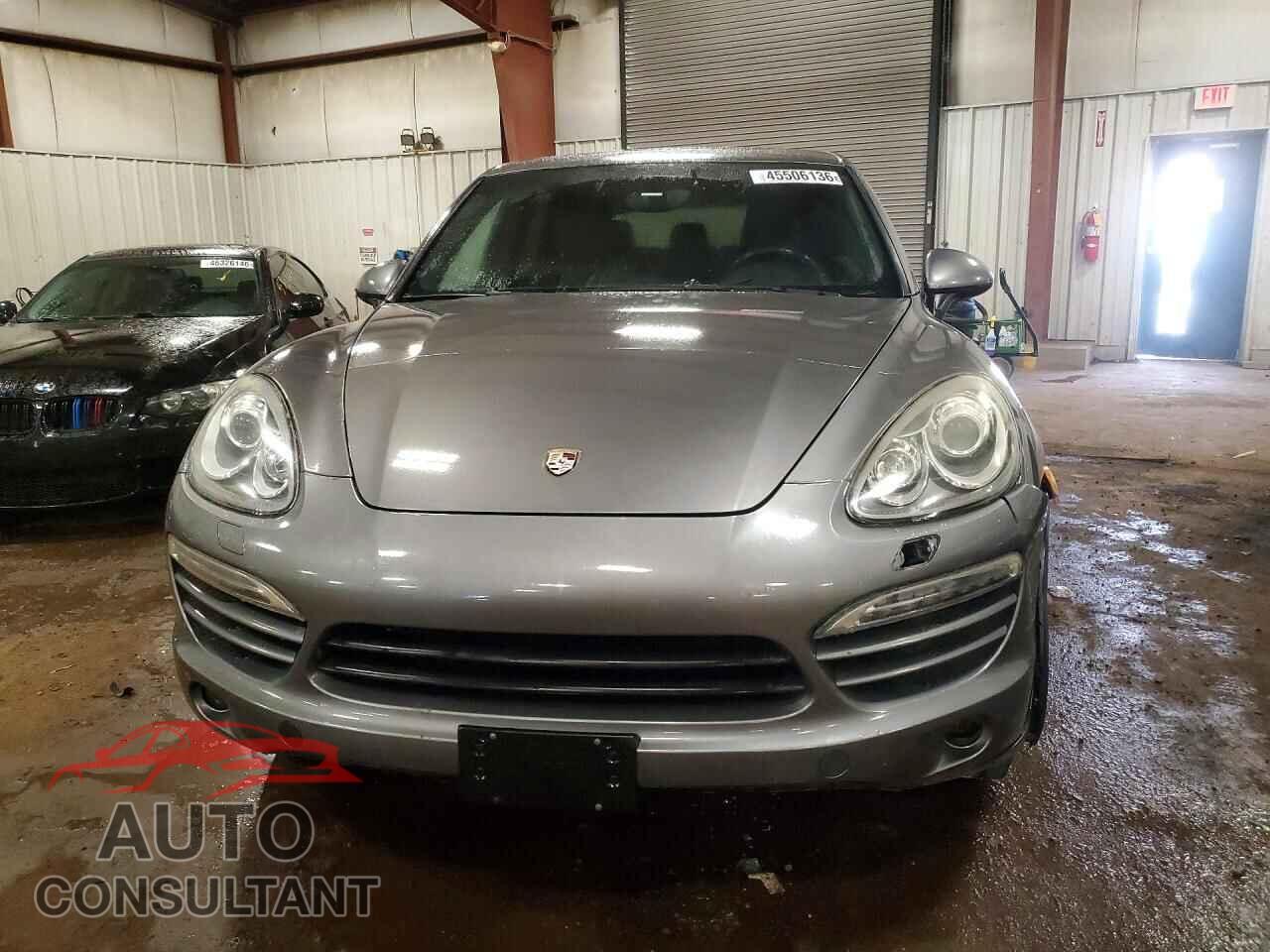 PORSCHE CAYENNE 2012 - WP1AA2A2XCLA12784