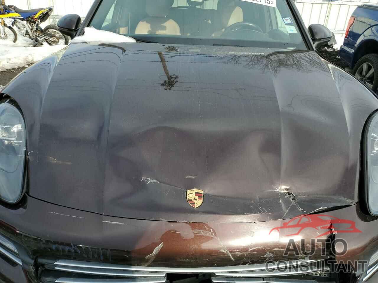 PORSCHE CAYENNE 2019 - WP1AA2AY3KDA07665