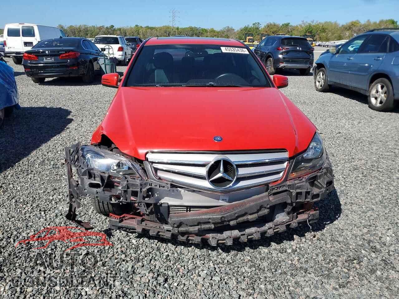 MERCEDES-BENZ C-CLASS 2013 - WDDGF4HB7DA766551