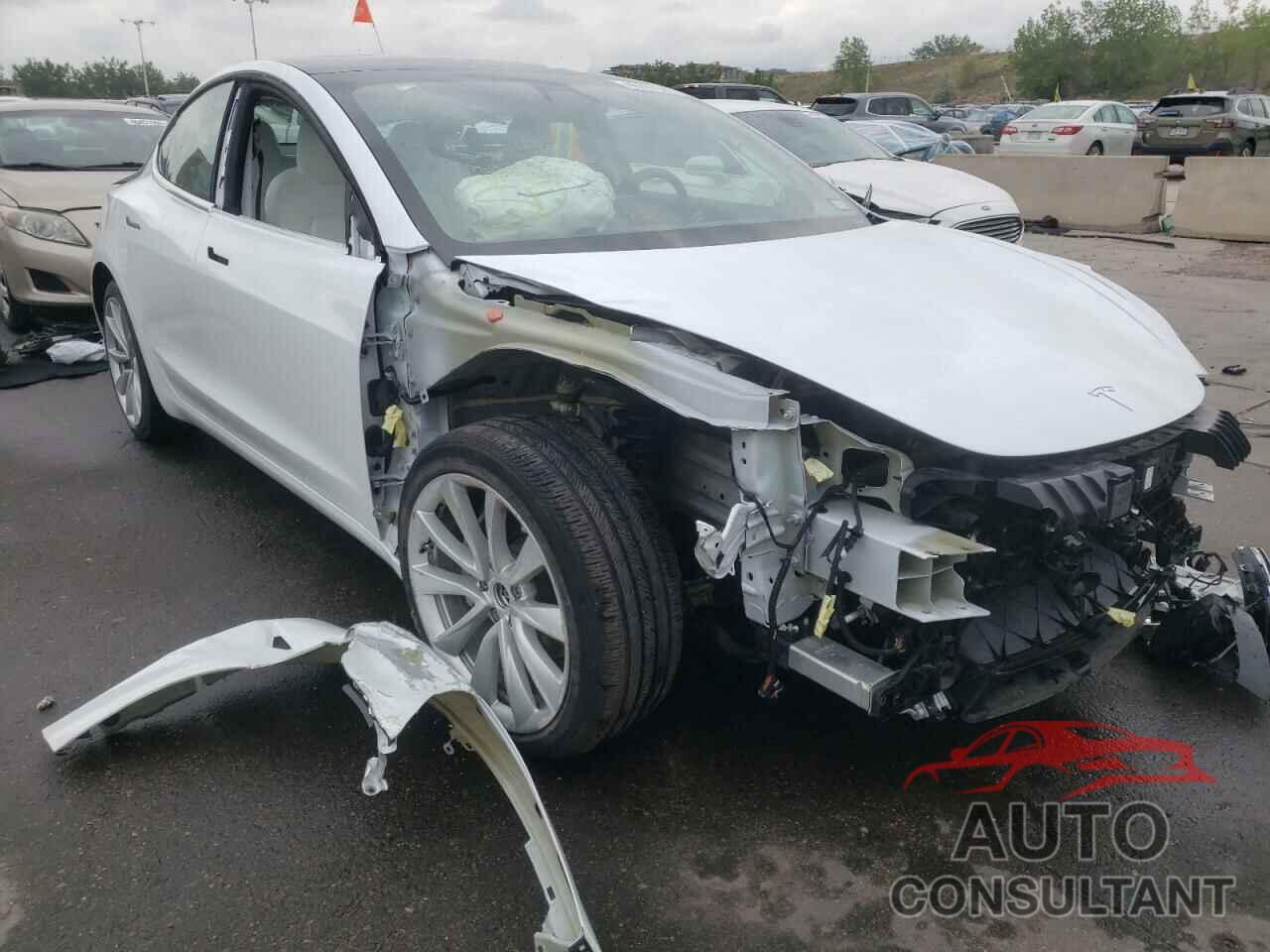 TESLA MODEL 3 2018 - 5YJ3E1EB1JF101307