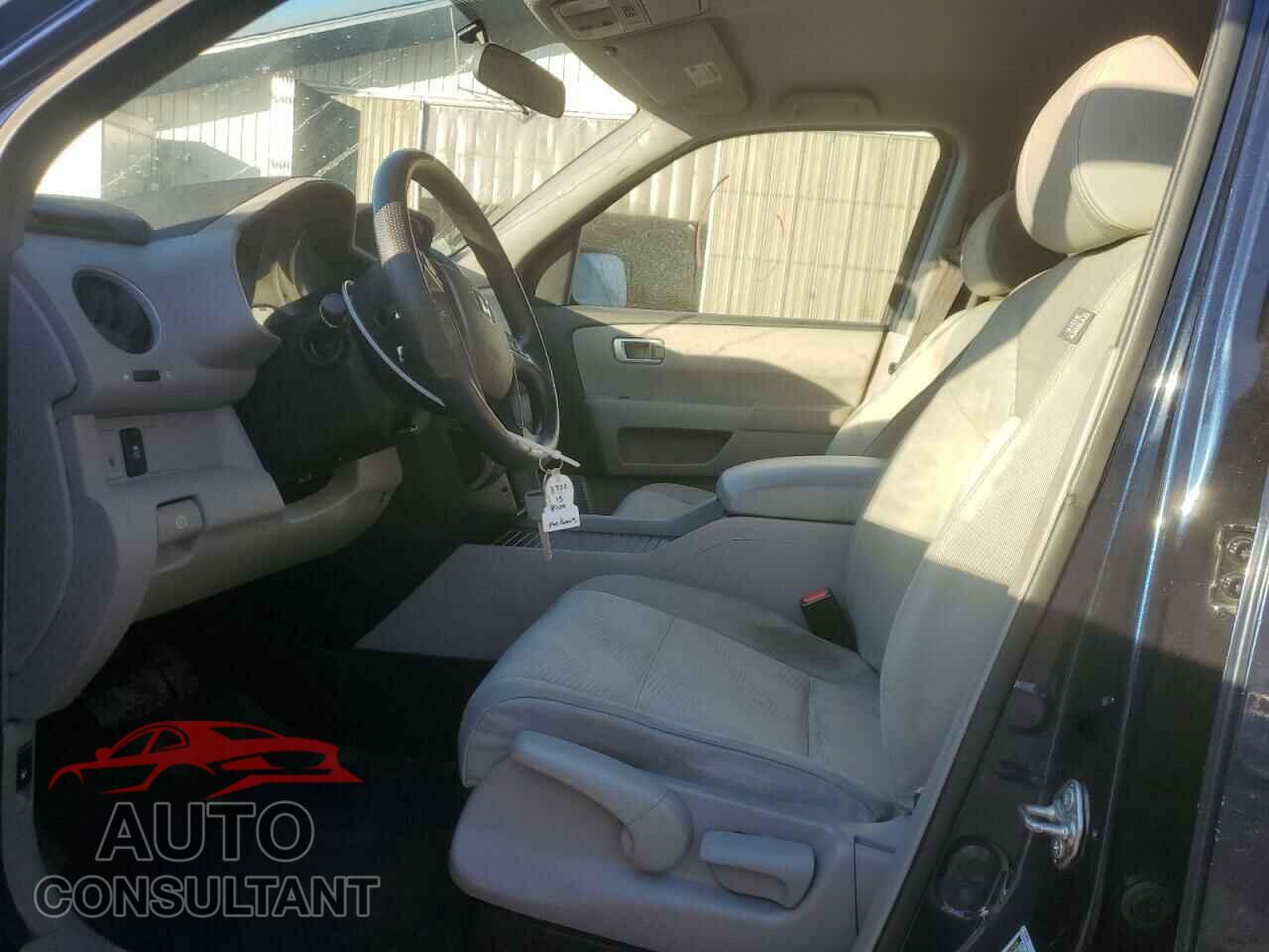 HONDA PILOT 2013 - 5FNYF4H27DB081679