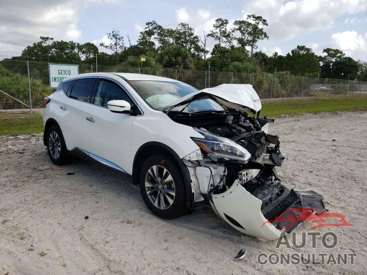 NISSAN MURANO 2018 - 5N1AZ2MG2JN118760