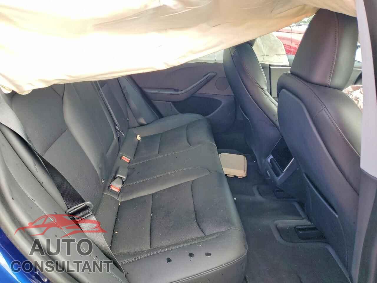 TESLA MODEL 3 2024 - 5YJ3E1EA9RF754874