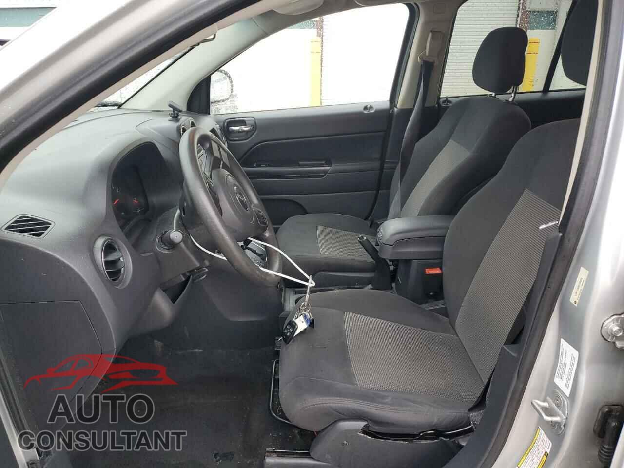 JEEP COMPASS 2011 - 1J4NT1FA8BD289556