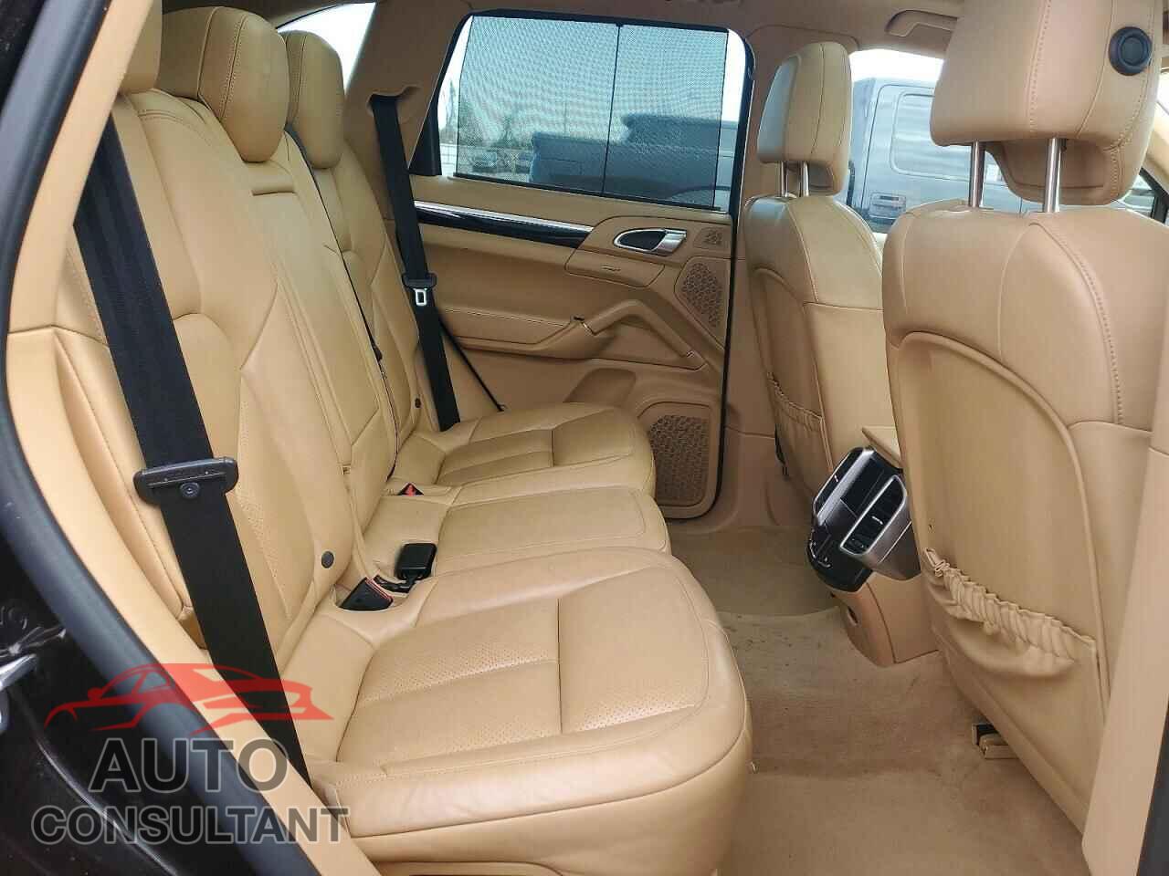 PORSCHE CAYENNE 2017 - WP1AE2A29HLA70932