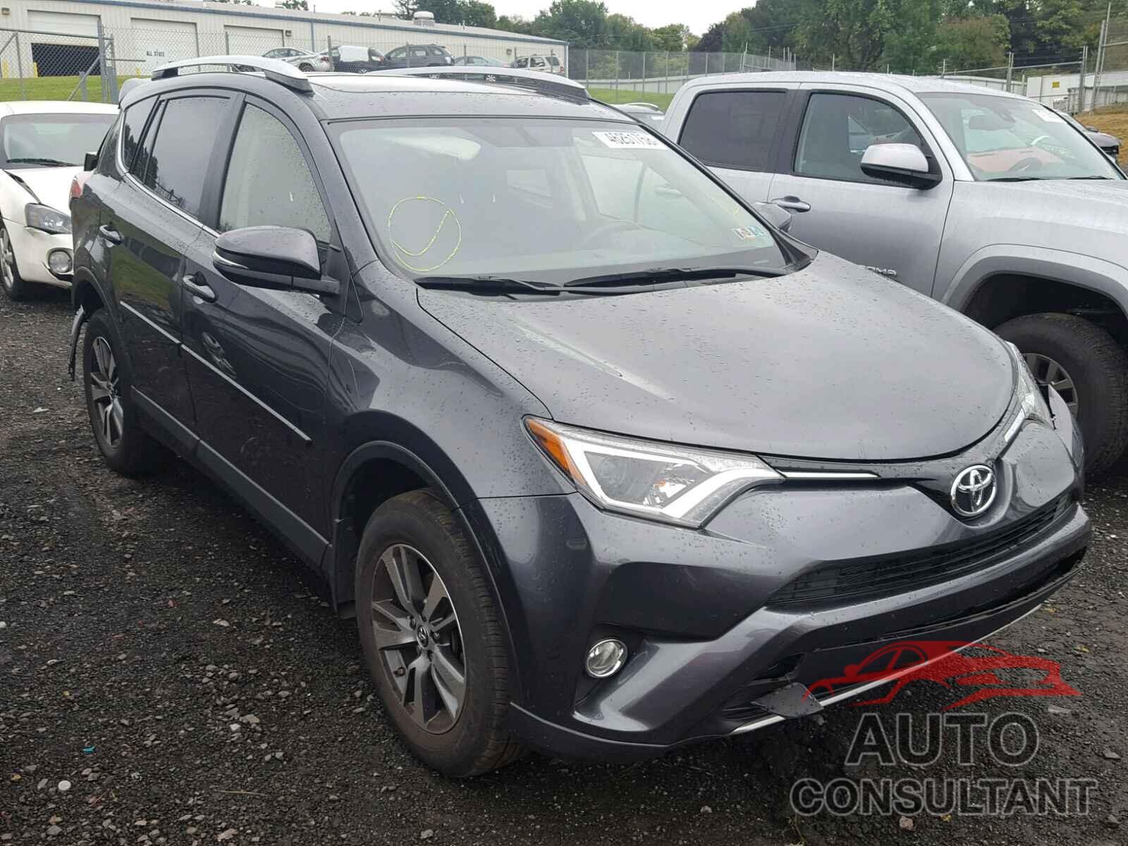 TOYOTA RAV4 XLE 2016 - JTMRFREV4GD183503