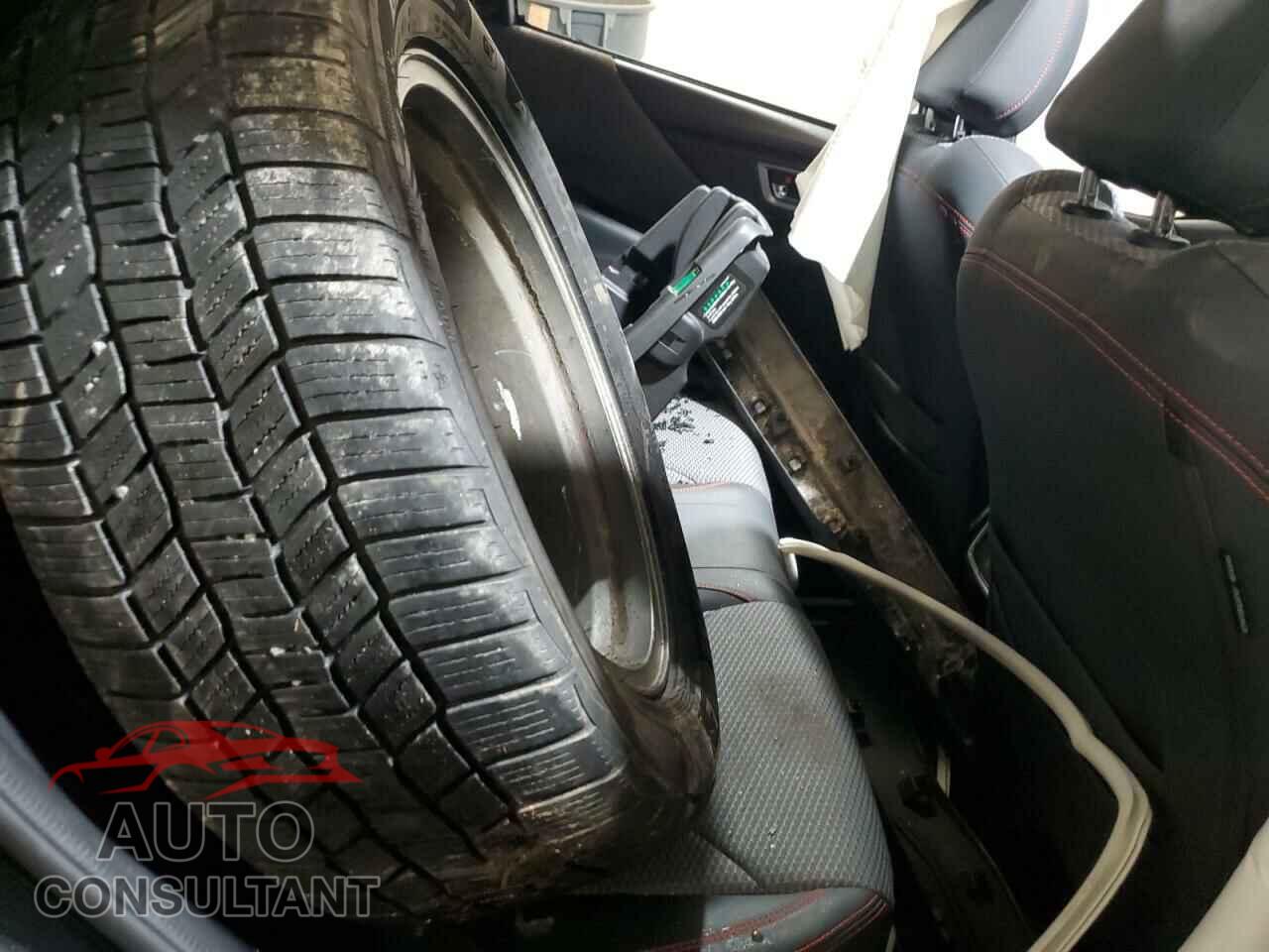 SUBARU FORESTER 2019 - JF2SKAKC8KH425357