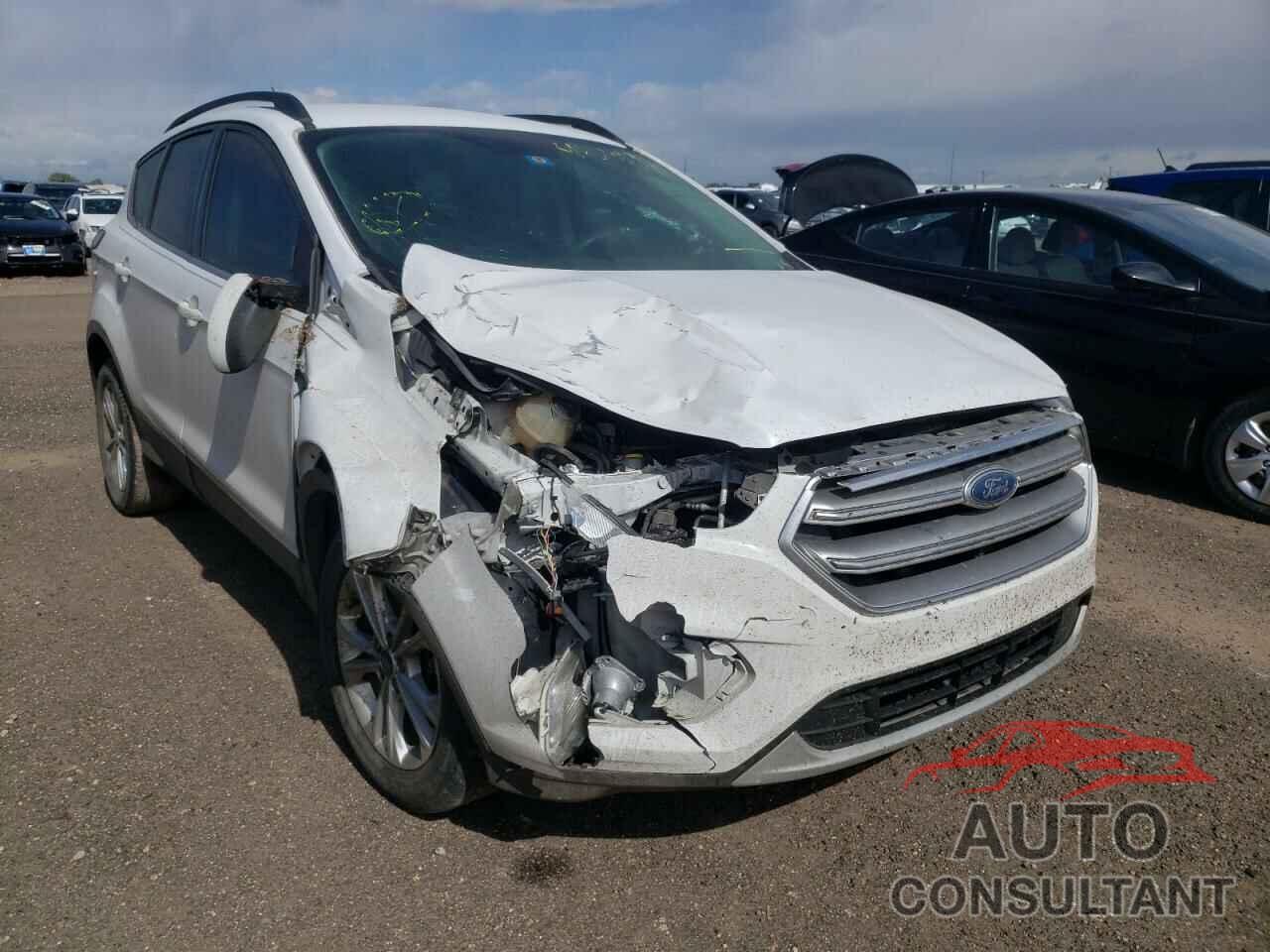 FORD ESCAPE 2017 - 1FMCU0G95HUB21838