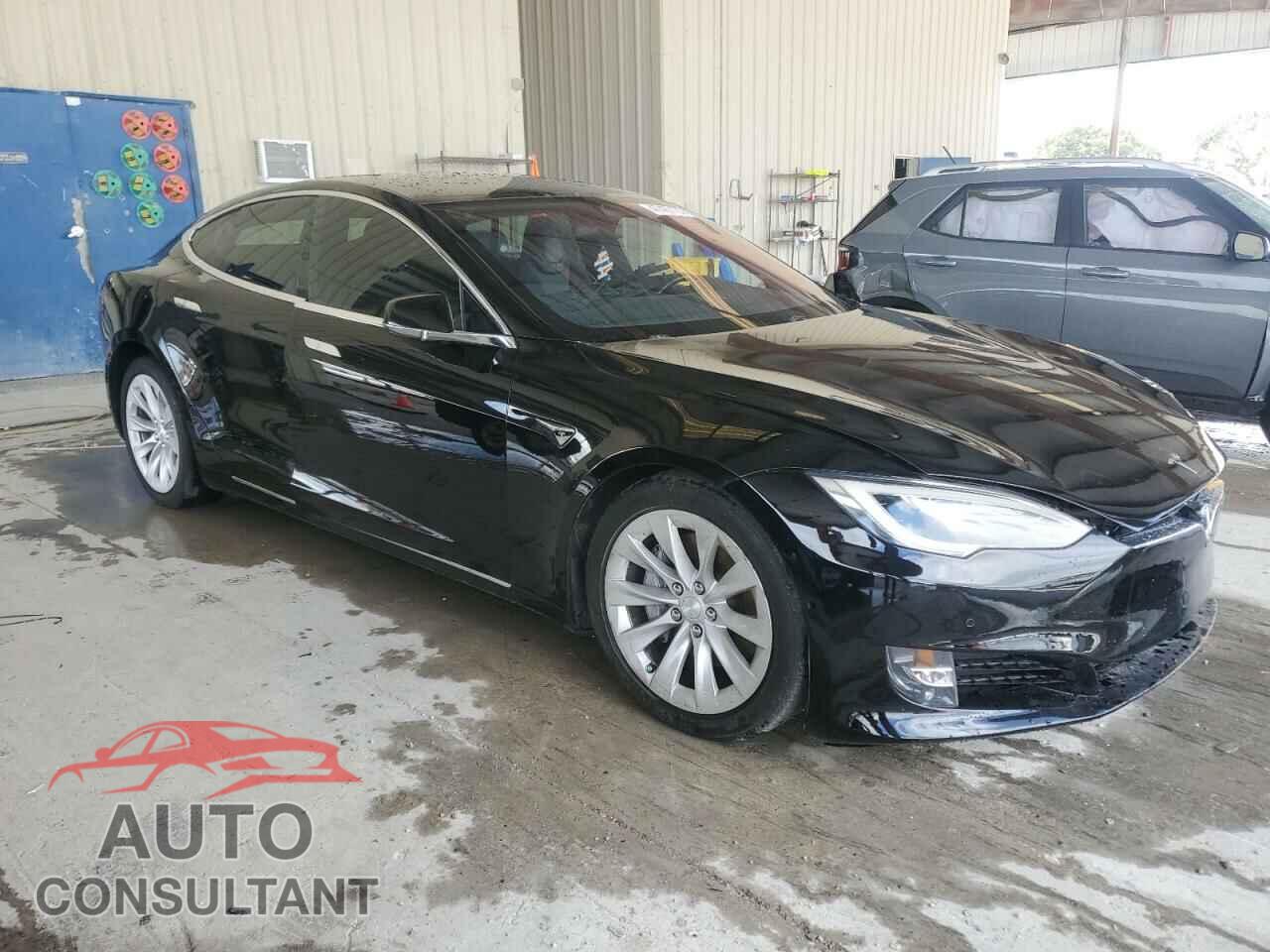 TESLA MODEL S 2018 - 5YJSA1E27JF265247