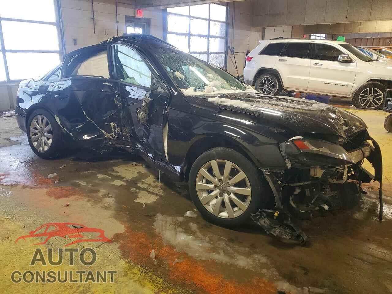 AUDI A4 2012 - WAUBFAFL8CN008575